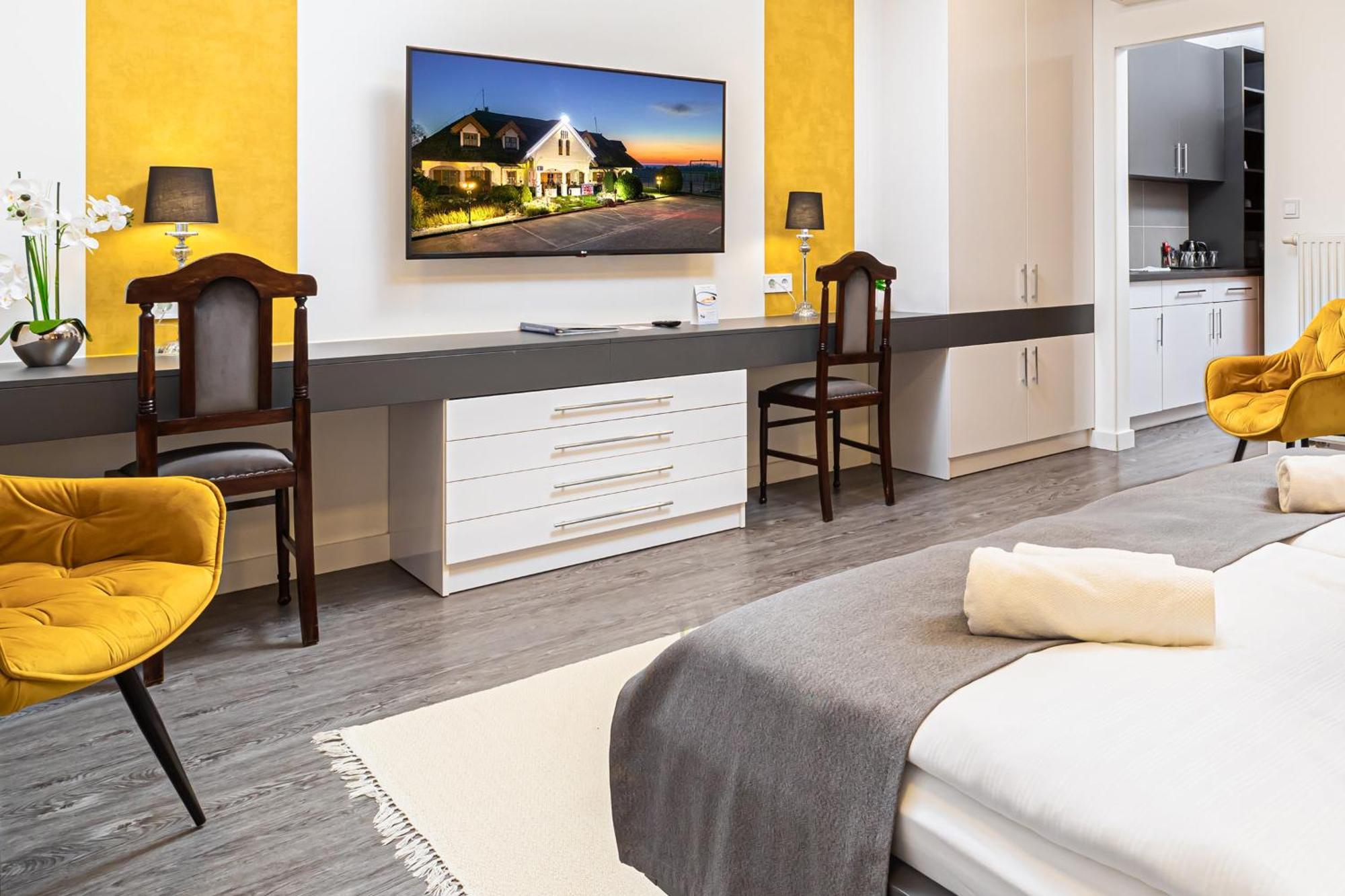 Rigotanya Relax & Wellness Panzio Buekfuerdo Hotel Luaran gambar