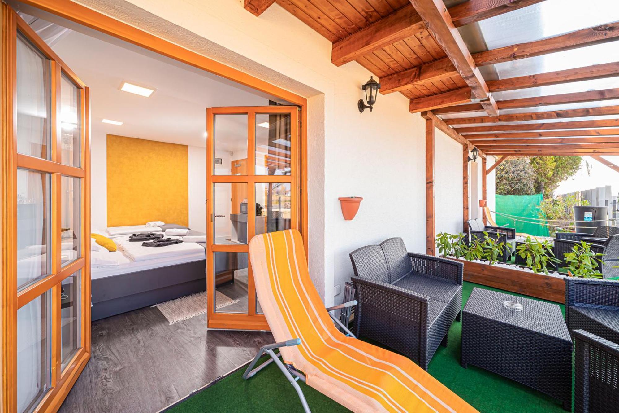 Rigotanya Relax & Wellness Panzio Buekfuerdo Hotel Luaran gambar